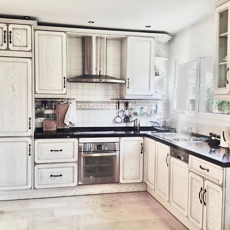 Villa With Heated Private Pool, Sea View& Turkish Sauna Benalmadena Bagian luar foto