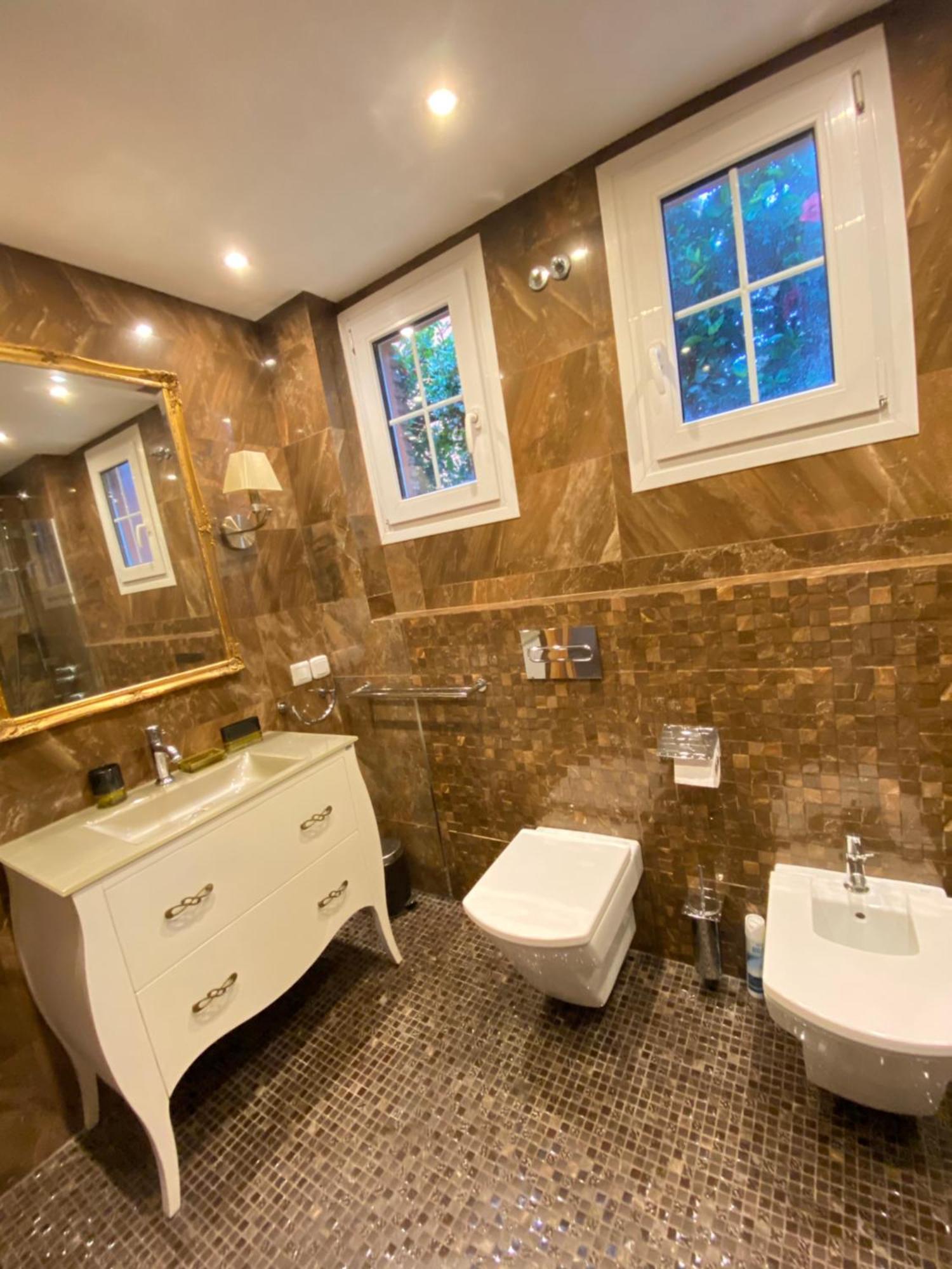 Villa With Heated Private Pool, Sea View& Turkish Sauna Benalmadena Bagian luar foto