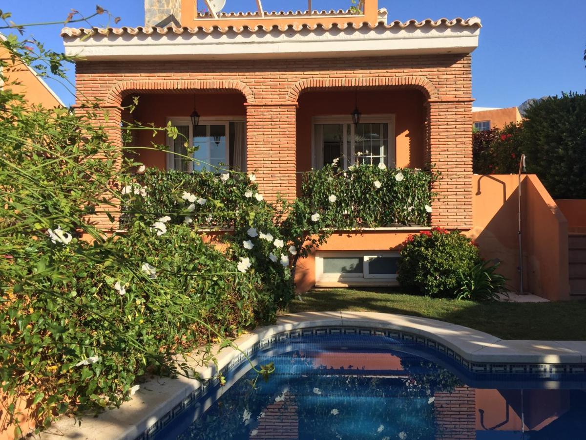 Villa With Heated Private Pool, Sea View& Turkish Sauna Benalmadena Bagian luar foto