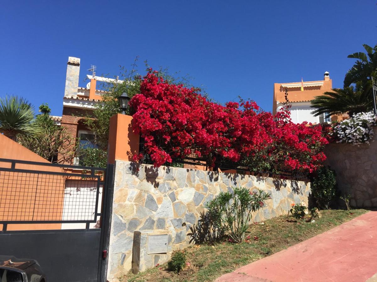 Villa With Heated Private Pool, Sea View& Turkish Sauna Benalmadena Bagian luar foto